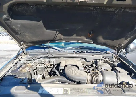 2002 Ford F-150 Lariat/Xlt z USA, uszkodzony, nr VIN 1FTRW08682KA73218